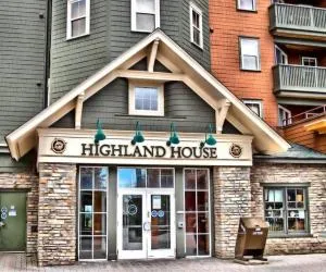 Snowshoe Mountain Retreat! Ski in and Out! - Slaty Fork