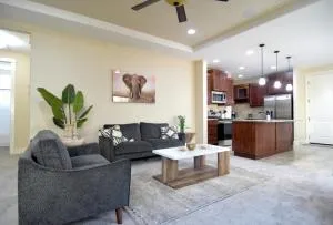 Sensible Safari Sleeps 10 - Eagle