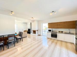 Panoramic Cityscape Maisonette in Agios Dimitrios