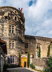 Hotels Chateau de Saint Vidal : photos des chambres