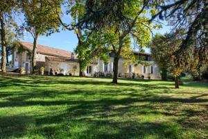 B&B / Chambres d'hotes Domaine de Garat : photos des chambres