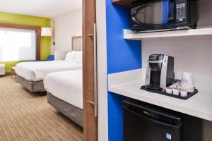 Suite with Two Beds - Non-Smoking room in Holiday Inn Express & Suites - Van Horn an IHG Hotel