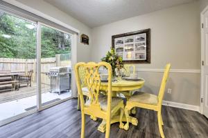 Charming Southern Pines Abode - Walk to Dtwn!