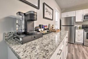 Charming Southern Pines Abode - Walk to Dtwn!