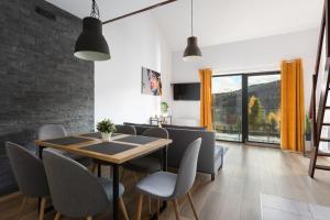 APARTAMENT SKANDYNAWSKI 2-poziomowy SAUNA JACUZZI