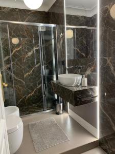 Turin Central Apartment