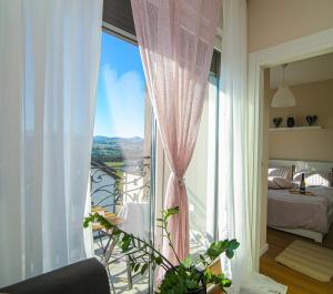 Narcis 17 - novonamesteni apartman sa prelepim pogledom na Tornik