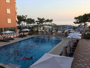 Charming apartment, Sea view Durrës Golem