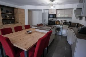 Appartements SUPERB apt with BALCONY in BRIANCON : photos des chambres