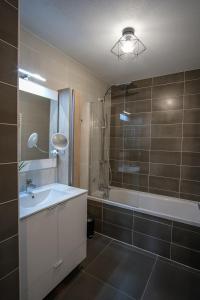 Appartements SUPERB apt with BALCONY in BRIANCON : photos des chambres