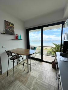 Appartements Luxury T3 standing 2 - Vue mer exceptionnelle 180 : photos des chambres