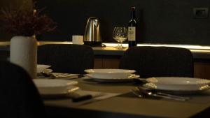 EKA Luxury Two-Bedroom Premium Apartment