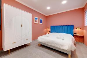 Art Deco Apartment in Central Sliema by Buena Vista