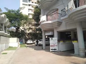 Hotel Rest Inn Pune - Phūrsungi