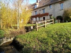 B&B / Chambres d'hotes Moulin de Giboudet Chambres d'hotes : photos des chambres