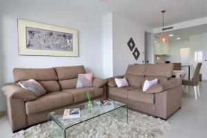 Sunset Drive 758 by Apturist