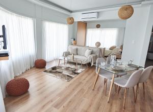 The EL GRECO spirit meets the Athenian luxury Apt1