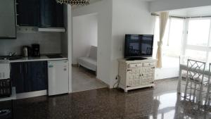 APARTAMENTO ROSES PARA 4 PERSONAS MAXIMO VISTAS MAR y CANAL