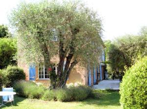 Sejours chez l'habitant Chambre avec acces jardin et piscine. Weekend ou semaine. : photos des chambres