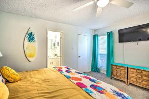 Cedar Creek Lake Home Private Dock and Hot Tub