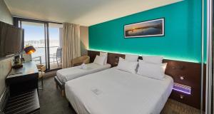 Hotels Le Thalassa Hotel & Spa : Chambre Triple Supérieure - Vue sur Mer