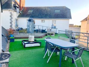 Hotels Hotel des quatre saisons : photos des chambres