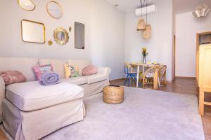 Pop Art, Great location, San Luis