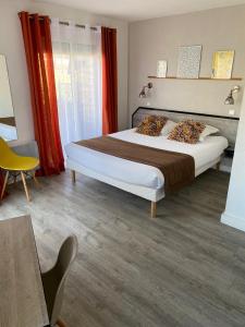 Hotels Amadour Hotel : photos des chambres