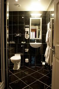 Family Room with 1 Double and 1 Single Bed - Non-Smoking room in The Bull Hotel; Sure Hotel Collection by Best Western
