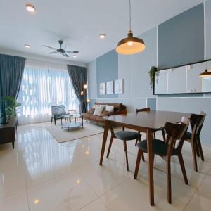 Eko Cheras Residences by De Space