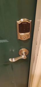 RELAXING 3 BR WITH FREE PARKING AT THE SEQUOIA