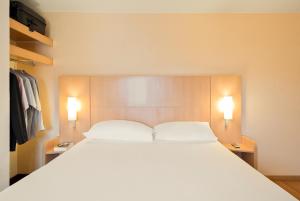 Hotels ibis Nice Centre Gare : photos des chambres