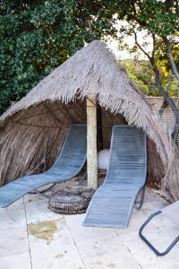 Maisons d'hotes La yourte de Nimes, spa , jacuzzi chalet logement insolite : photos des chambres