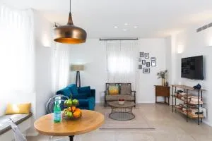 TLV Center by TLV2RENT - Qiryat Meʼir