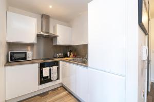 Kinetic Apartments