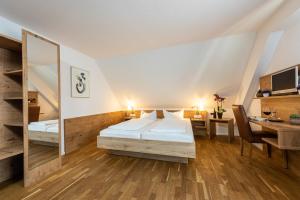 Budget Double Room room in Ratskeller Lauda