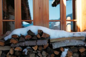 Hotels Hotel La Ferme du Chozal, Chalet de tradition : photos des chambres
