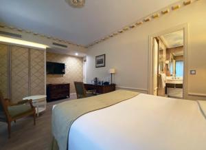 Hotels Gavarni : photos des chambres