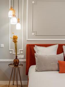 The Orange Haussmann