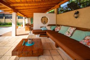 Božini dvori- Villa with Pool, Sauna , Jacuzzi and Tennis Court