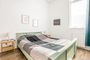 Appartements Appartement moderne, propre, WIFI, siege massant : photos des chambres
