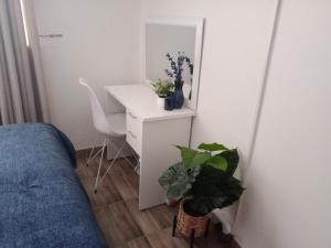 Private Room Chez Khanyi Homestays