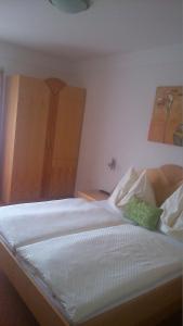 Pension Siegelbrunn B&B