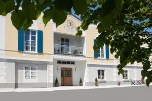 Hotel Zum Schlössle - Lutzingen