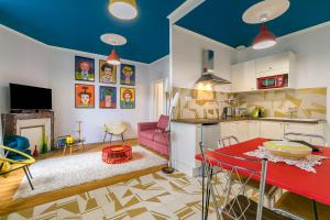 Le DAILY PAINTING plongée dans les années sixties