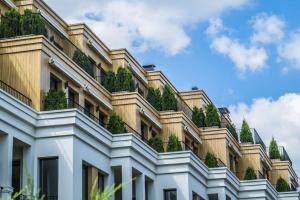 Apartment in Evargreen complex with Terrace