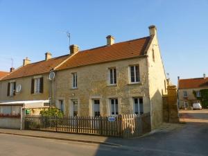 Maisons de vacances Maison ancienne entierement renovee pour 5 personnes : Maison de Ville 2 Chambres