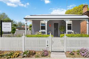 Belle Cottage on March - Central High-End Heritage