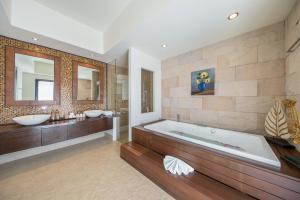 Dhevatara Residence Sea View Villas