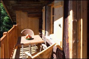 Hotels La Ferme du Chozal, The Originals Relais : photos des chambres